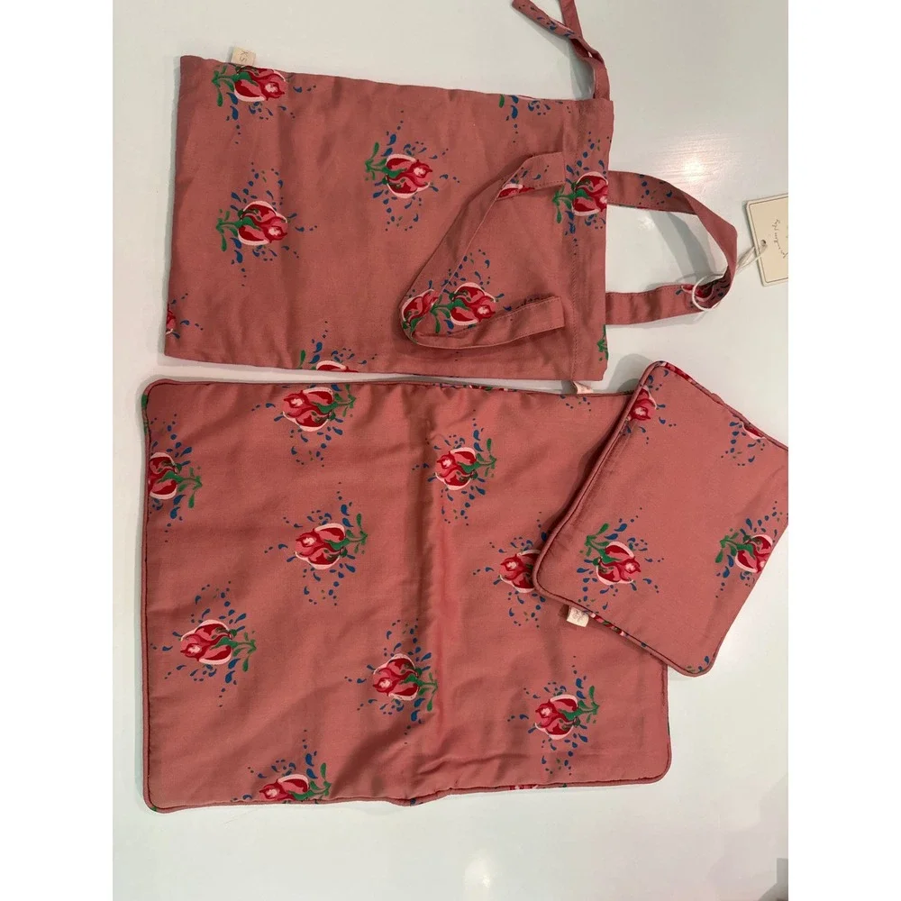 Konges Slojd Complete Doll Set Vita Rosa Blush Bag Carrier Bedding Nursery NWT
